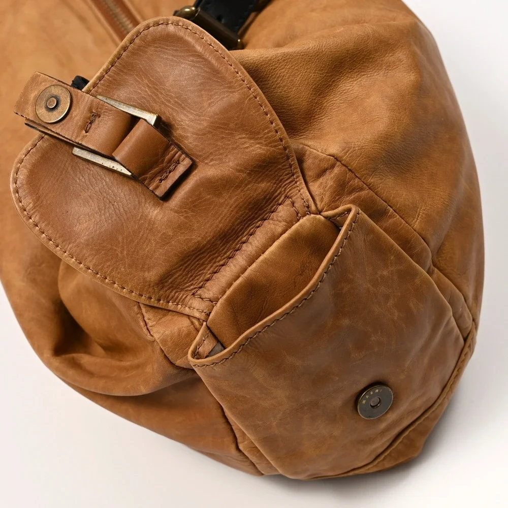 MARNI Light Brown Leather Hobo Shoulder Bag Italy Zip Pocket Magnetic Snaps Soft
